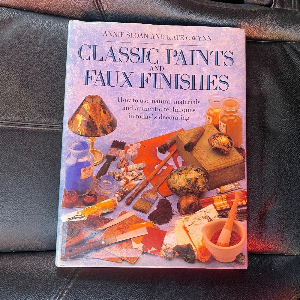 Classic Paints and Faux Finishes Book